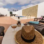Casa Nora Güime